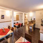 Гостевой дом Zum Bergmann 3*